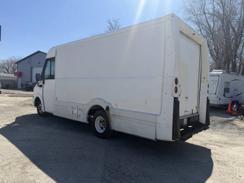 2013 Isuzu NPR