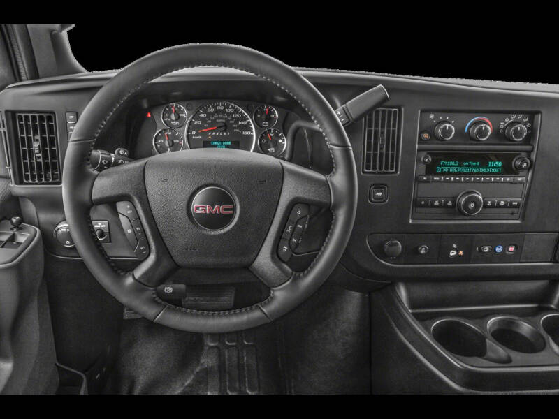 2022 GMC Savana 2500