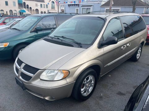 2002 Dodge Grand Caravan for sale at American Dream Motors in Everett WA