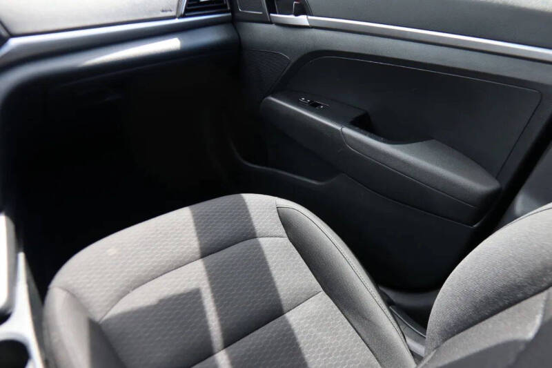 2019 Hyundai Elantra