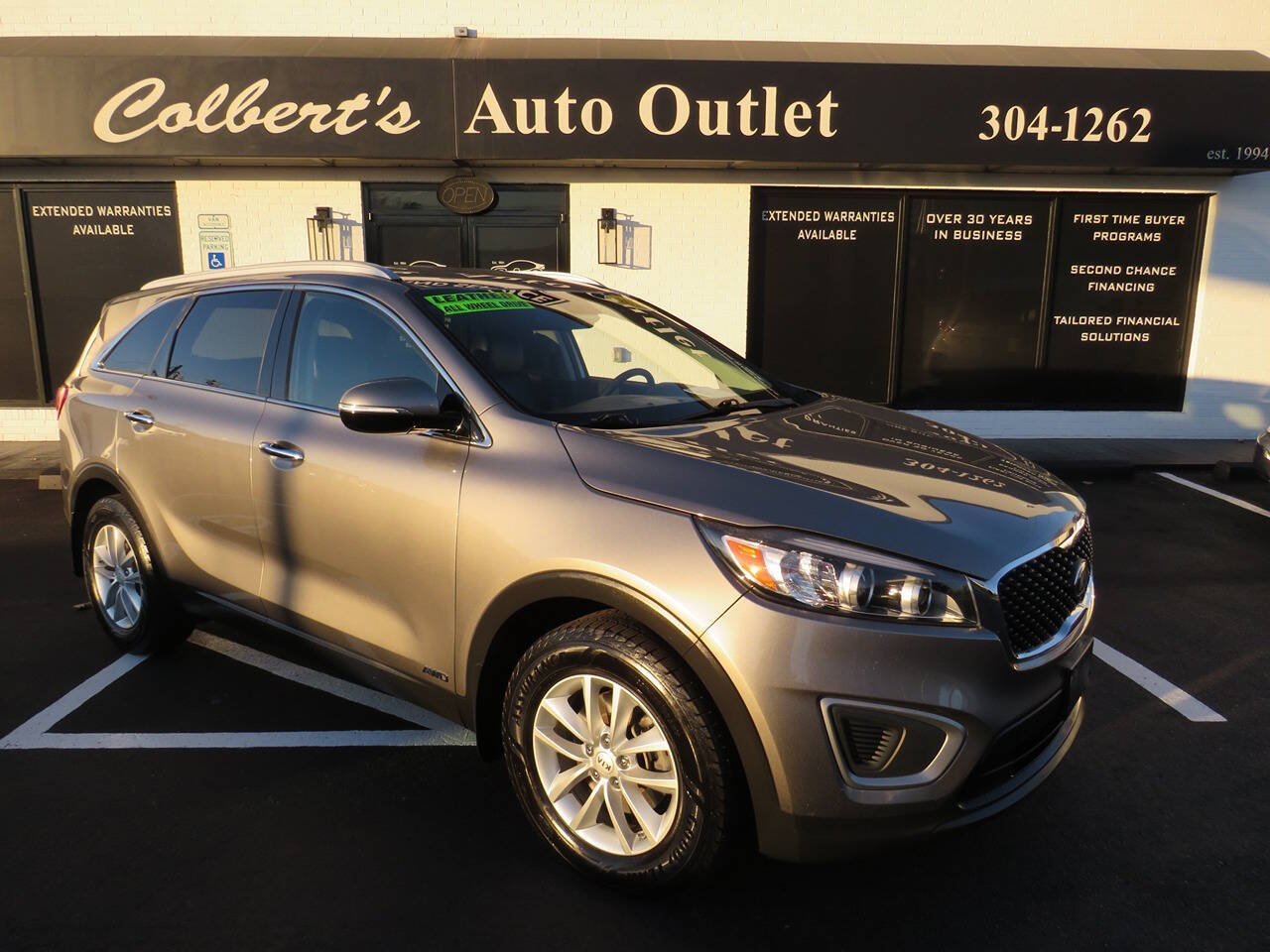 2017 Kia Sorento for sale at Colbert's Auto Outlet in Hickory, NC