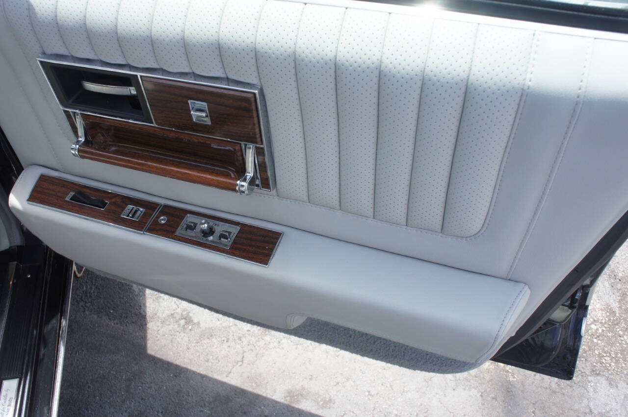 1978 Cadillac Seville 10