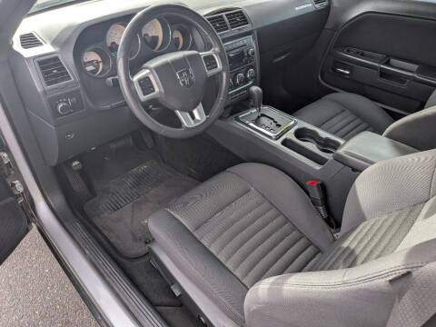 2014 Dodge Challenger SXT