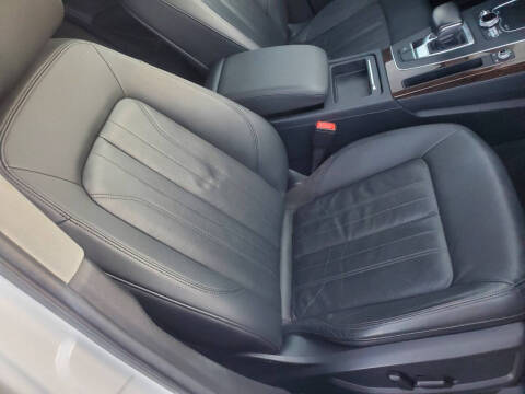 2018 Audi Q5 2.0T quattro Premium Plus