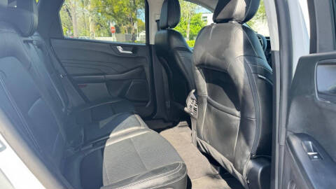 2022 Ford Escape SEL