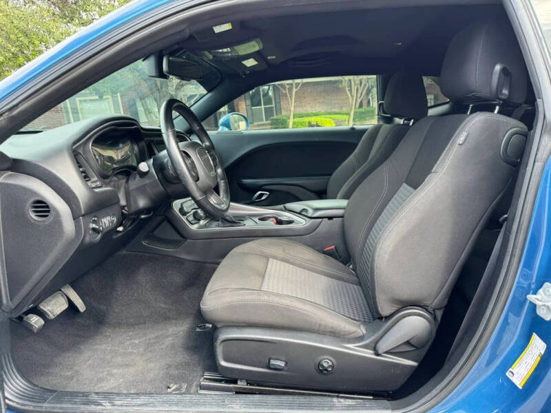 2020 Dodge Challenger SXT