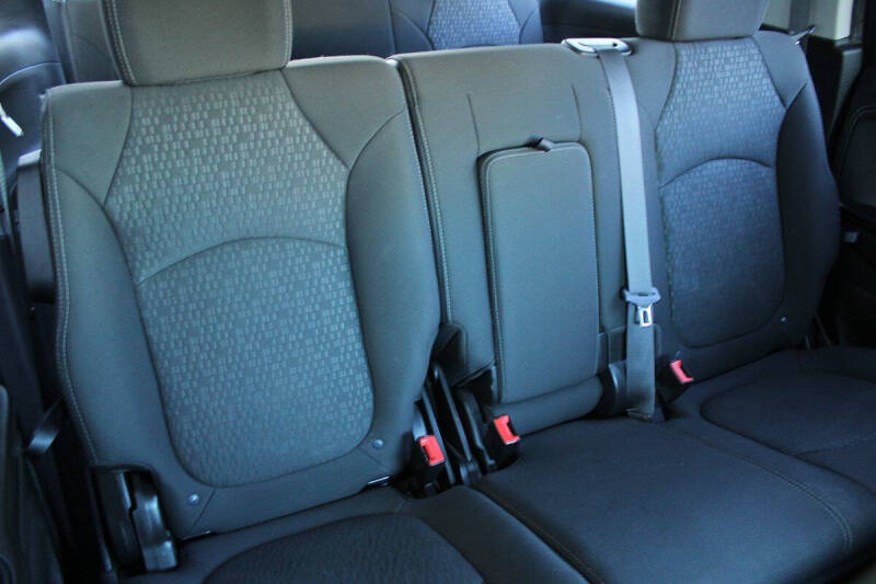 2015 GMC Acadia SLE-1