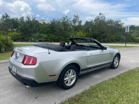 2010 Ford Mustang V6