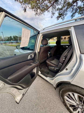 2017 Nissan Pathfinder S