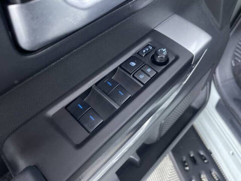 2024 Toyota Tundra Platinum HV