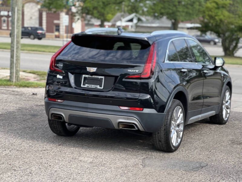 2019 Cadillac XT4 Premium Luxury