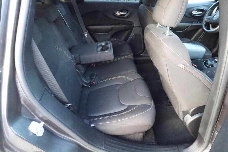 2016 Jeep Cherokee Latitude Altitude