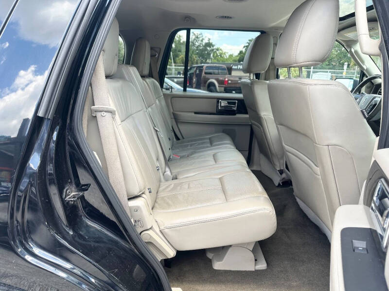 2017 Lincoln Navigator Select