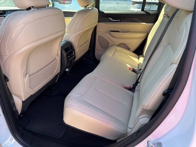 2025 Jeep Grand Cherokee Laredo X