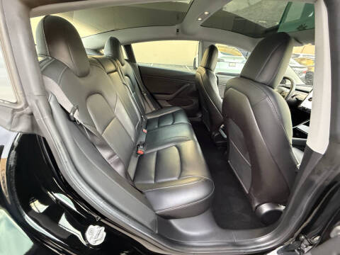 2019 Tesla Model 3 Standard Range Plus