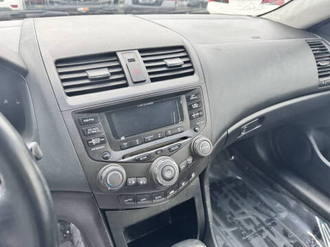 2005 Honda Accord EX V-6 w/Navi