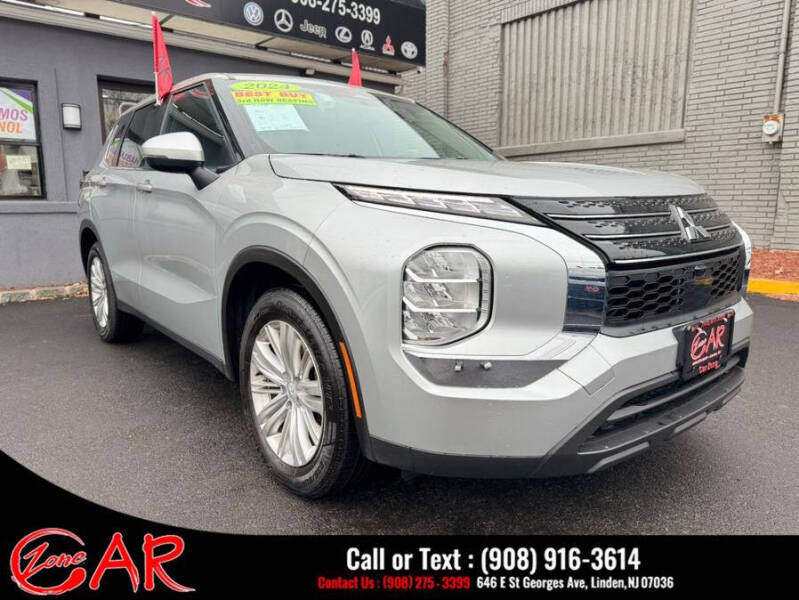 2024 Mitsubishi Outlander ES