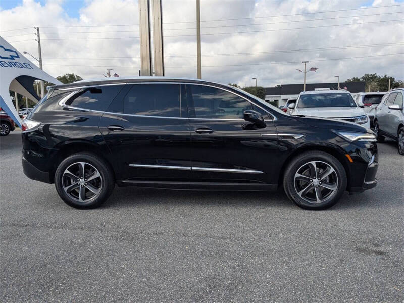2023 Buick Enclave Premium
