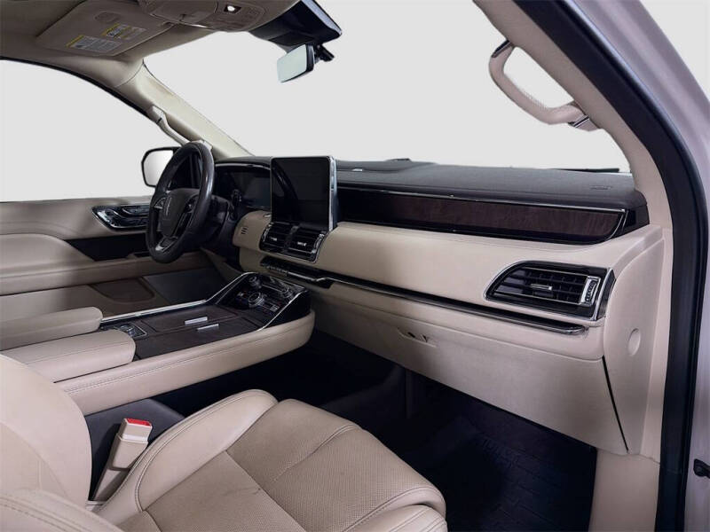 2021 Lincoln Navigator L Reserve