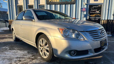 2008 Toyota Avalon for sale at Freeland LLC in Waukesha WI