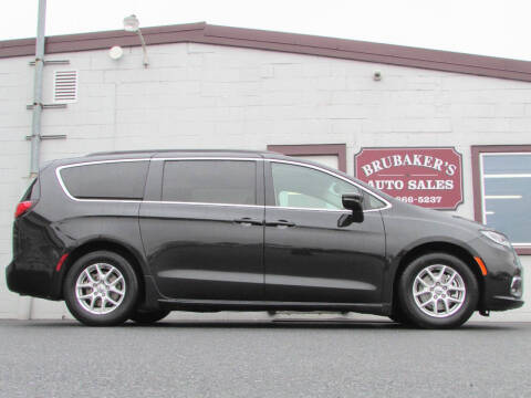 2022 Chrysler Pacifica for sale at Brubakers Auto Sales in Myerstown PA