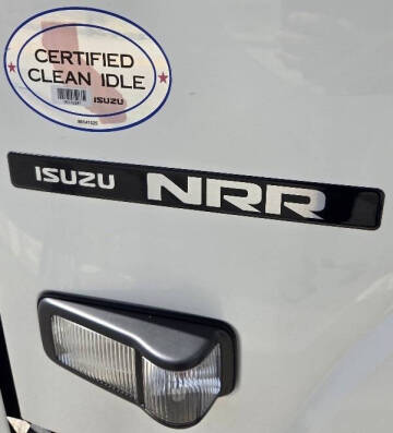 2022 Isuzu NRR