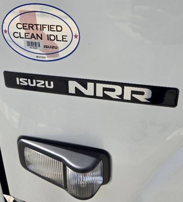 2022 Isuzu NRR