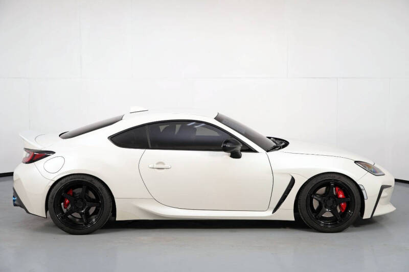 2024 Toyota GR86 Premium