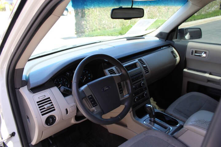 2011 Ford Flex SE
