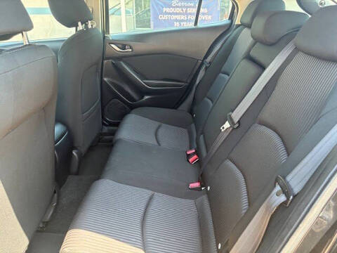 2015 Mazda MAZDA3 i Touring