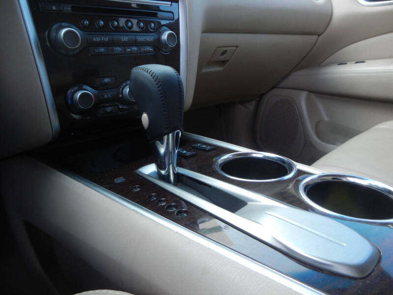 2014 Nissan Pathfinder SL