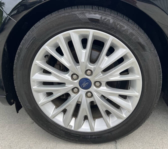 2017 Ford Focus Titanium