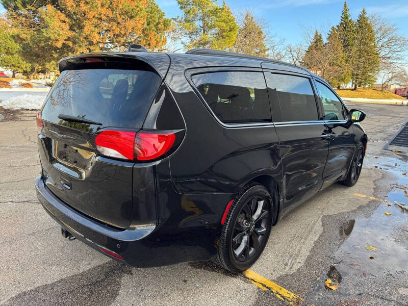 2019 Chrysler Pacifica Touring Plus