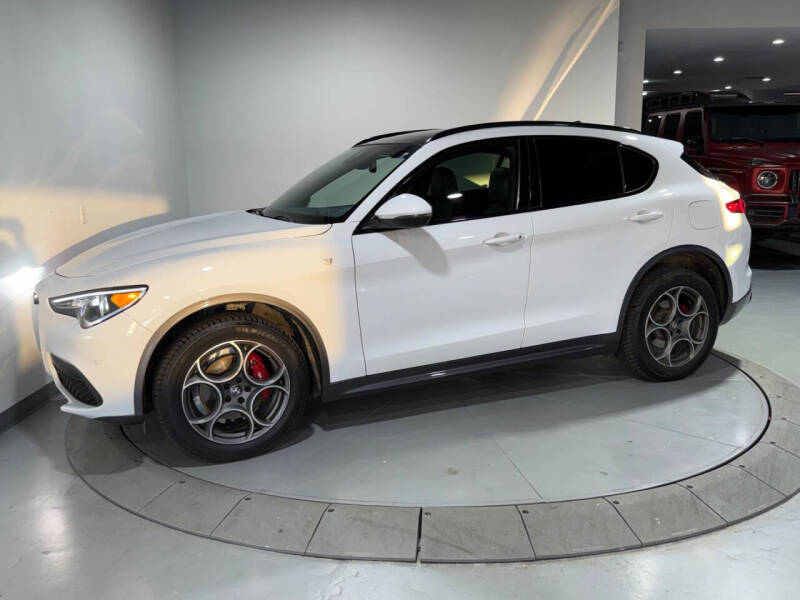 2022 Alfa Romeo Stelvio Ti