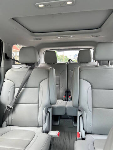 2021 GMC Acadia SLT