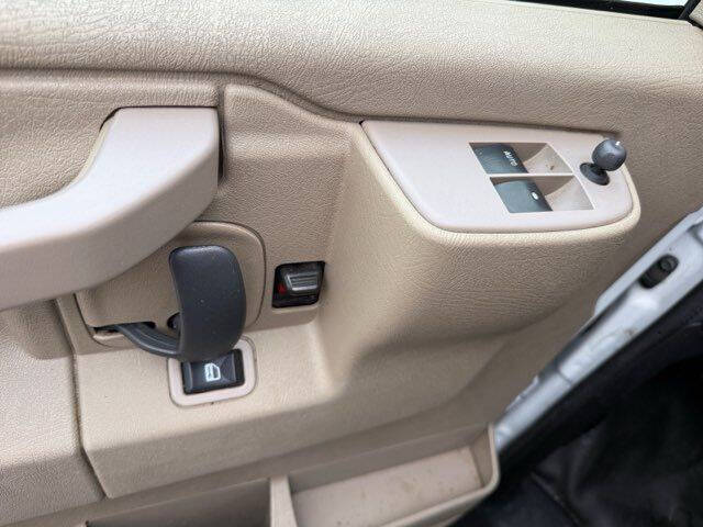 2021 Chevrolet Express 2500