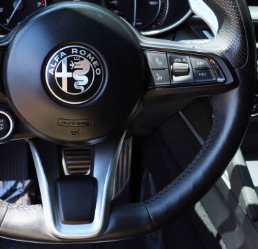 2022 Alfa Romeo Stelvio Veloce