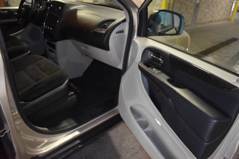 2015 Dodge Grand Caravan SE