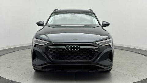 2024 Audi Q8 e-tron quattro Premium Plus