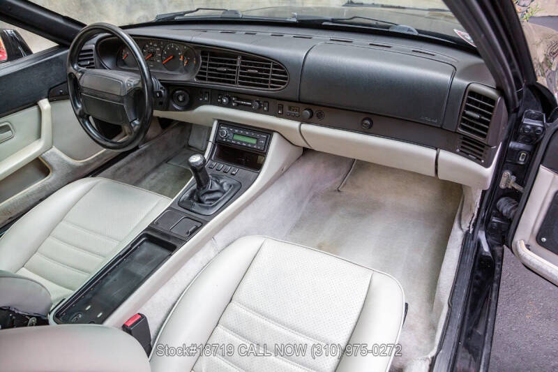 1990 Porsche 944 S2