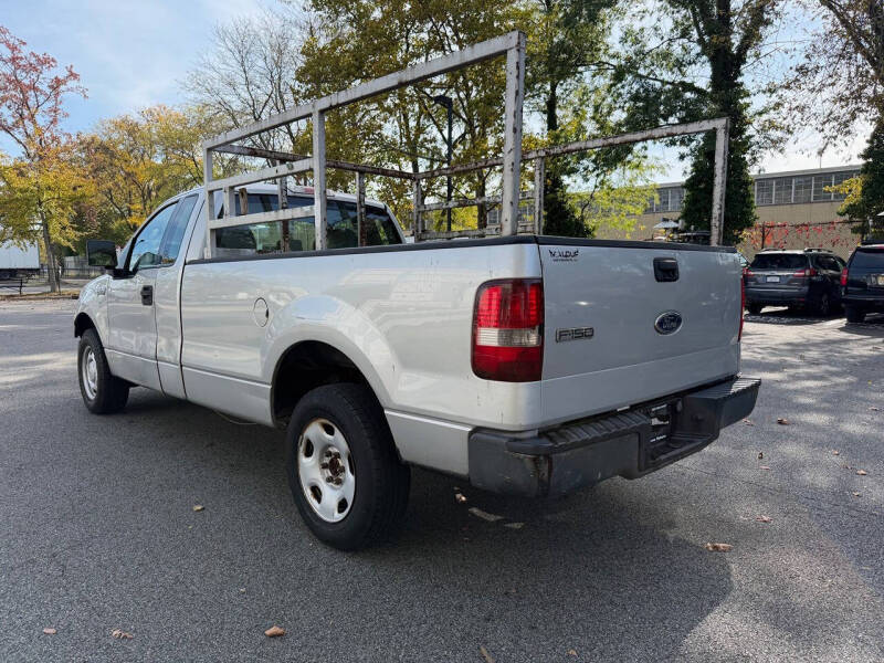 2005 Ford F-150 XL