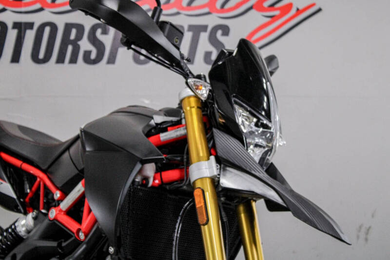 2018 Aprilia Dorsoduro