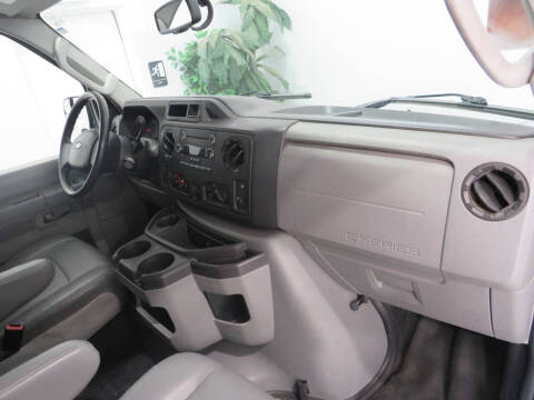 2013 Ford E-Series E-150
