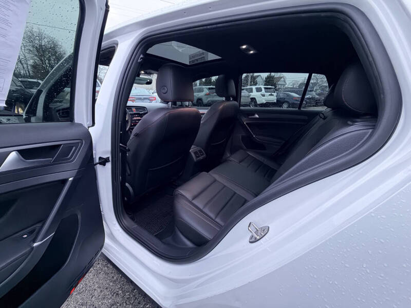 2020 Volkswagen Golf GTI S