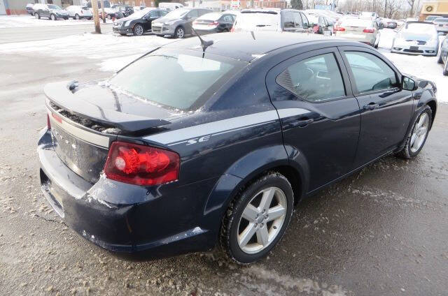 2013 Dodge Avenger SE