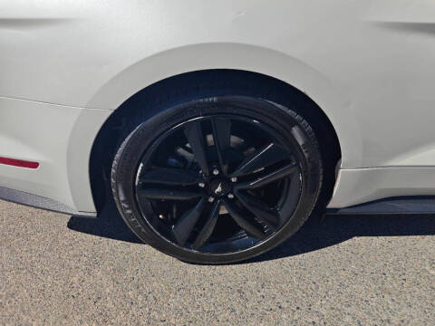 2017 Ford Mustang EcoBoost Premium