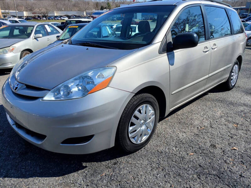 2009 Toyota Sienna for sale at Ace Auto Brokers in Charlotte NC