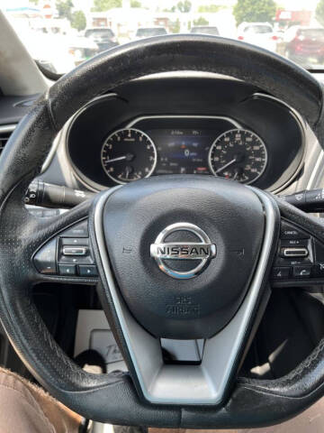 2017 Nissan Maxima
