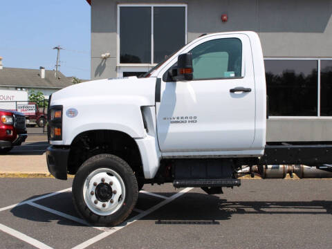 2024 Chevrolet Silverado 6500HD