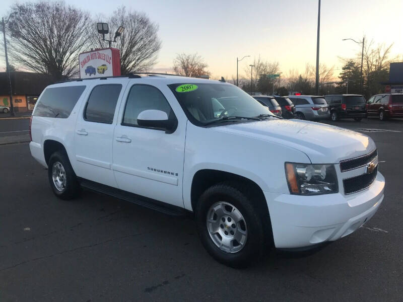 2007 Chevrolet Suburban for sale at Sinaloa Auto Sales in Salem OR